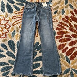 AERO High Rise Flare 
Stretch 
Size-8